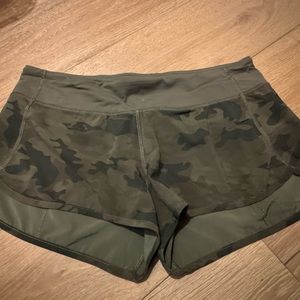 Lululemon camo speed shorts